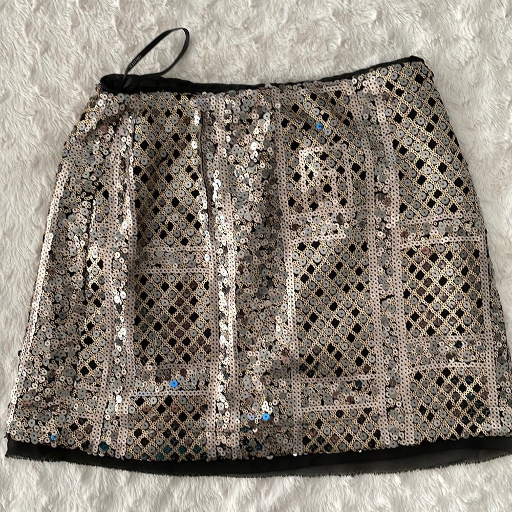 Forever21 sequined skirt, small